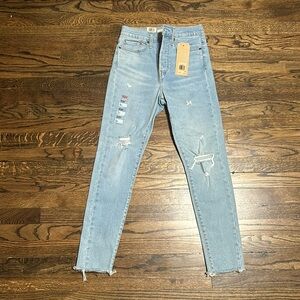 Levi’s wedgie skinny- high rise